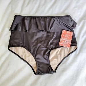 Kortni Jeane Ruffle Bottoms
